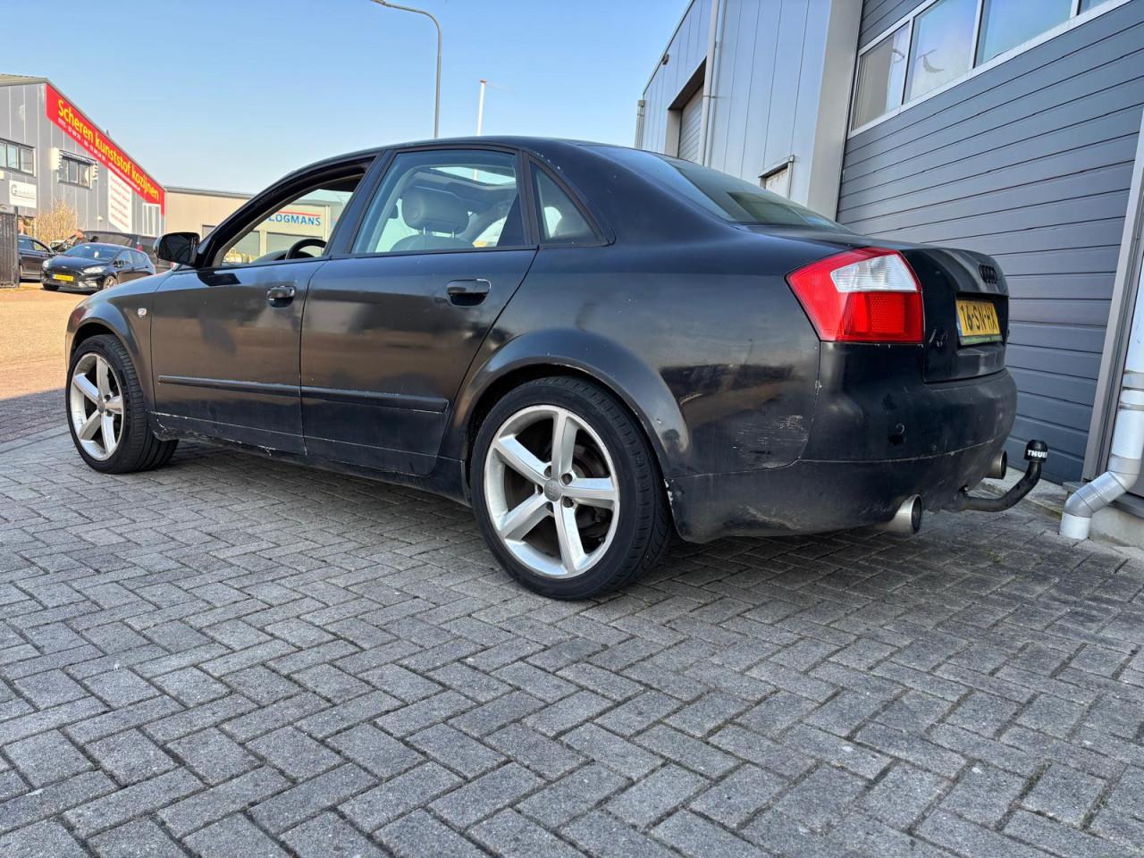 Audi a4 2.4 v6