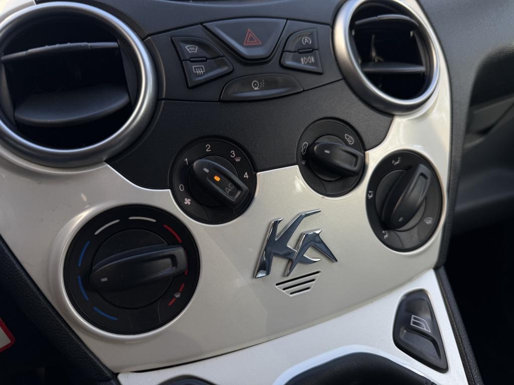 Ford KA 1.2 titanium x - lederen bekleding - nieuwe distributie + grote beu
