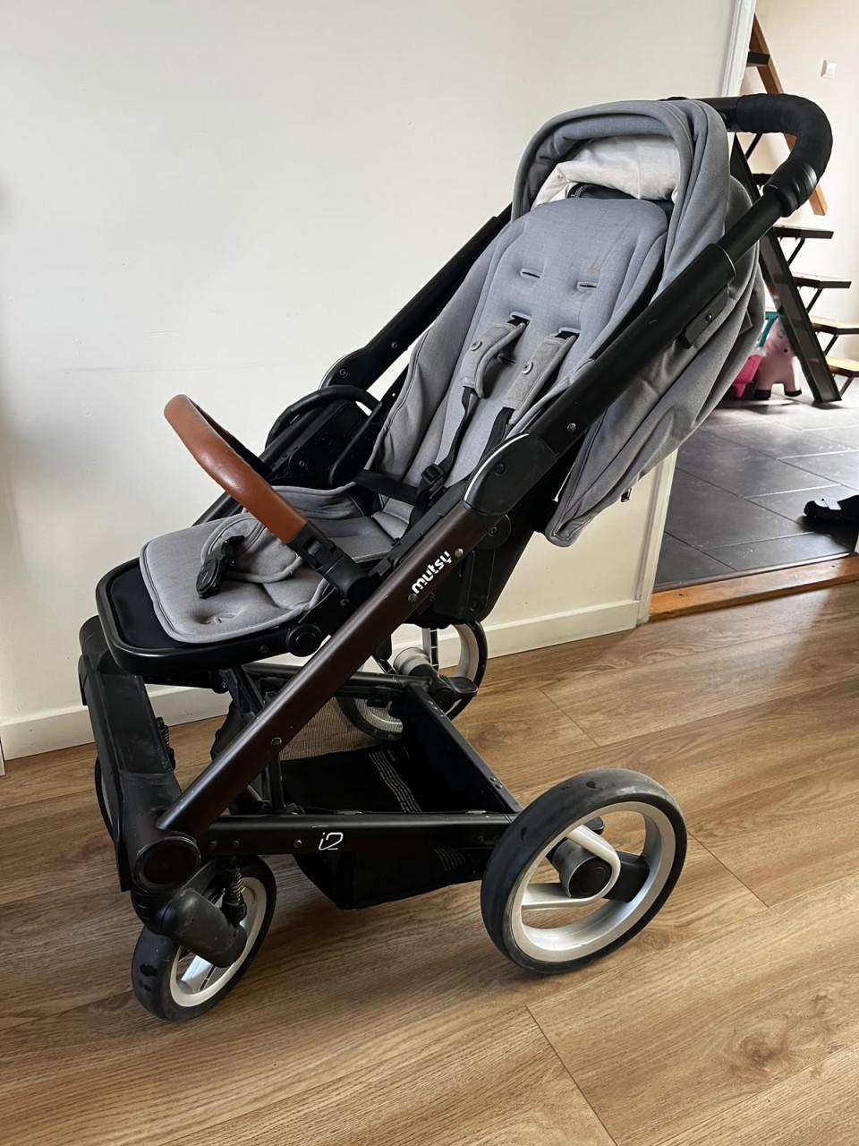 Mutsy Nio Kinderwagen Compleet