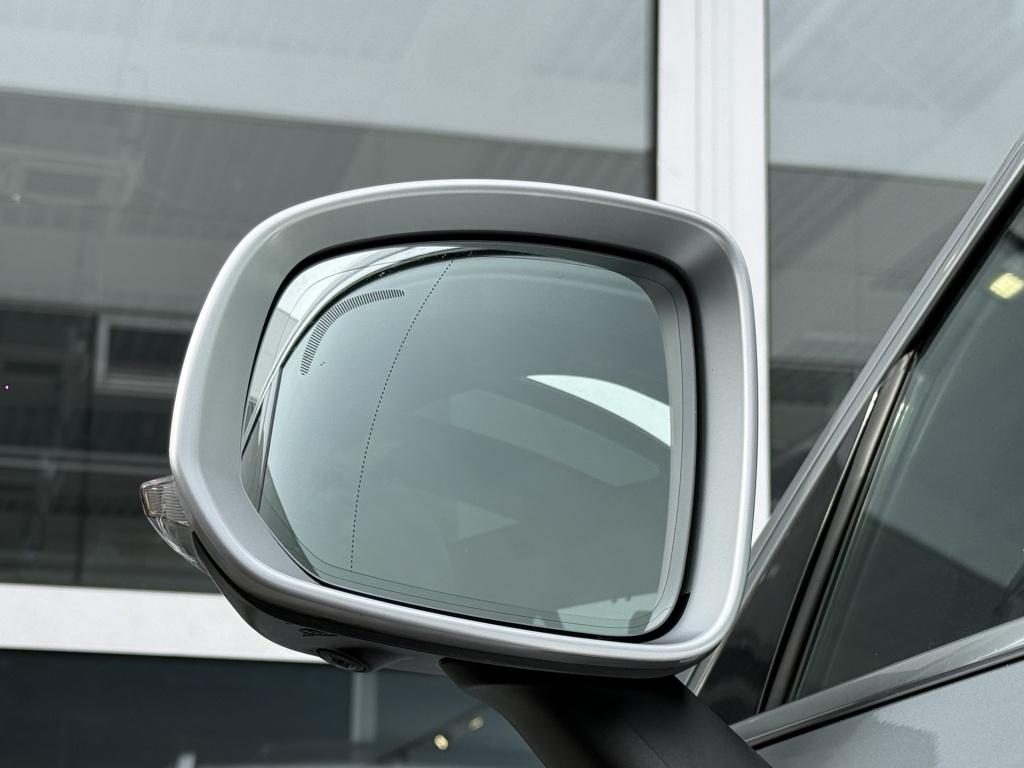 Volvo XC90 t8 405pk recharge r-design| full options!! luchtvering | b&w| 22