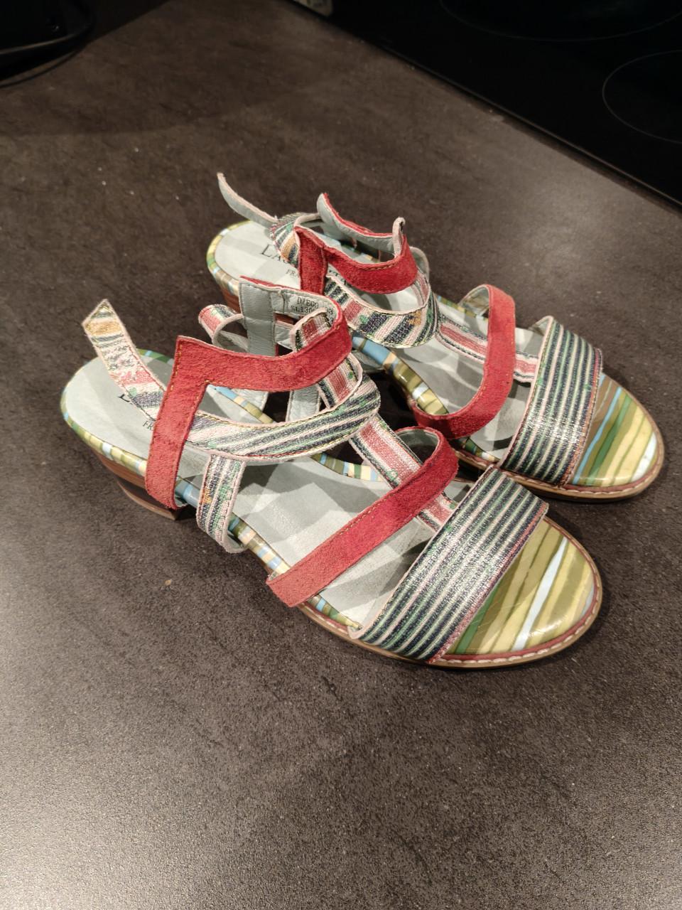 Sandalen merk Laura Vita maat 39
