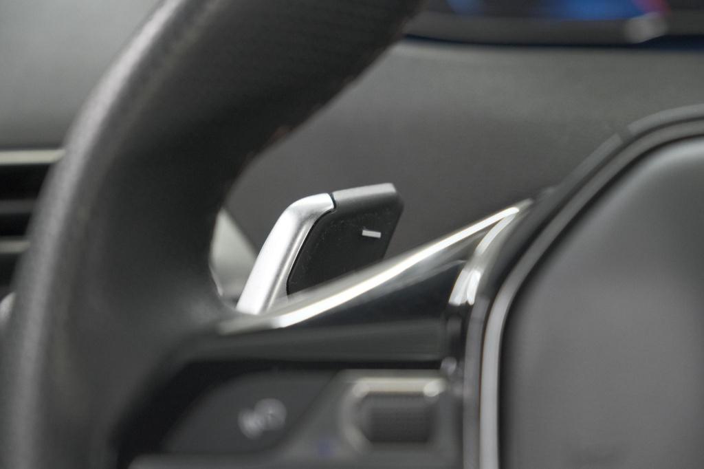 Peugeot 5008 puretech 130 eat8 gt-line | schuif-/kanteldak | trekhaak | ele