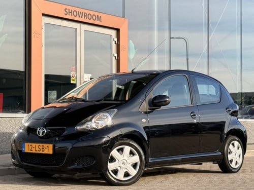 Toyota Aygo 1.0-12v comfort | 5 deurs | automaat | airco | cd - speler | el
