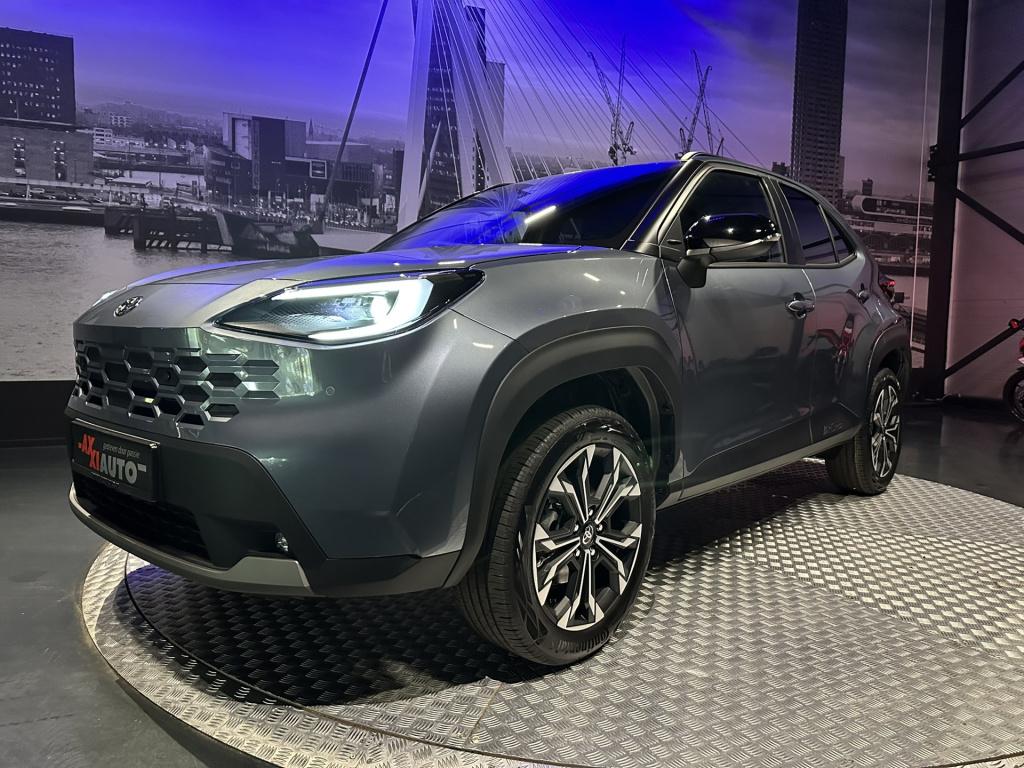 Toyota Yaris Cross 1.5 hybrid 130 dynamic *facelift*nieuw*direct beschikbaa
