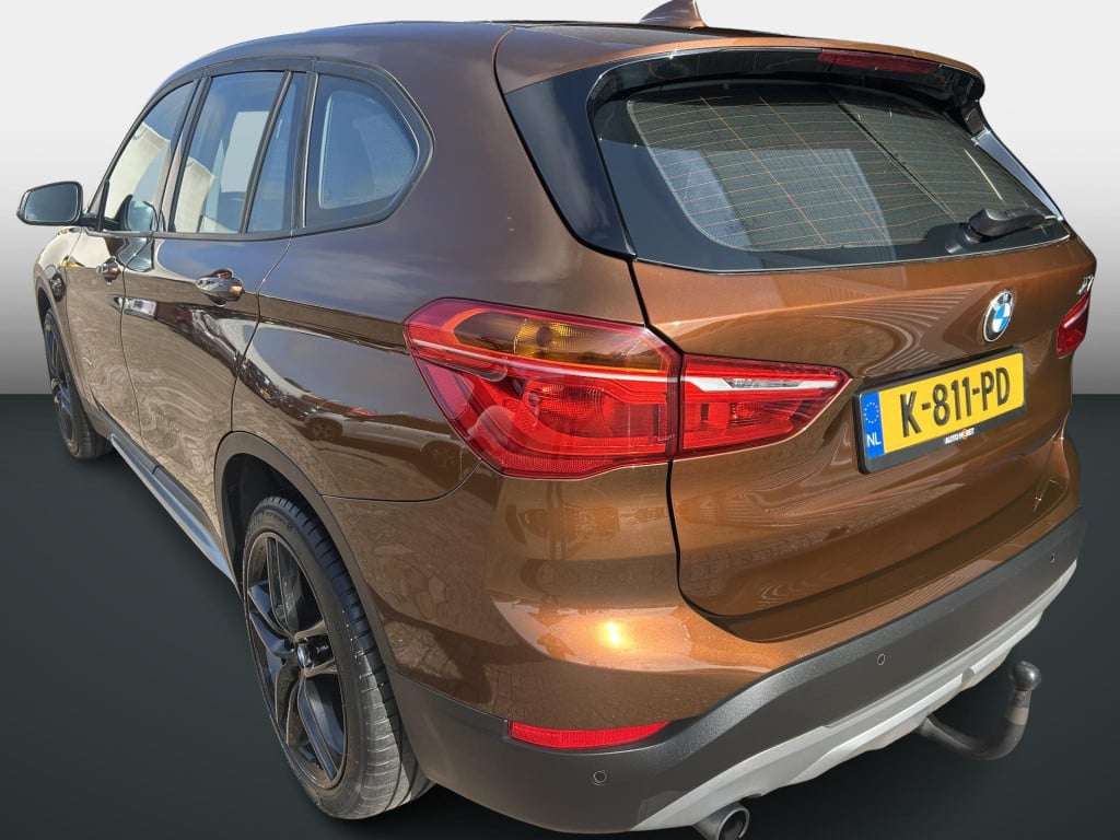 BMW X1 sdrive18i centennial high executive automaat