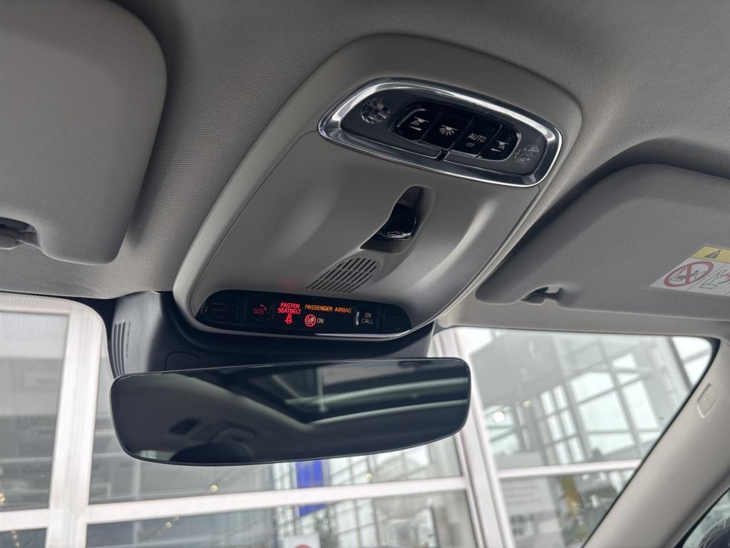 Volvo V60 t6 398pk recharge bright| panodak| adap.cruise| trekhaak| camera