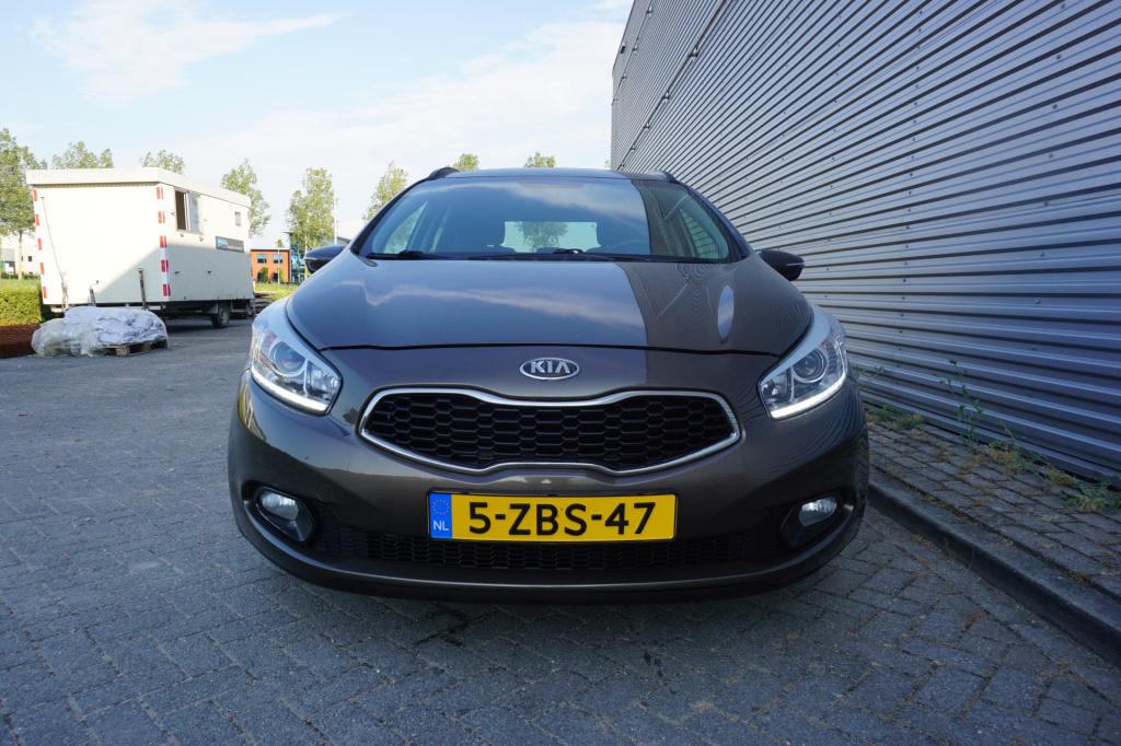 Kia Cee'd sportswagon 1.6 gdi businessline climate / navi / cruise / camera
