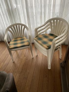 4 witte kuipstoeltjes te koop