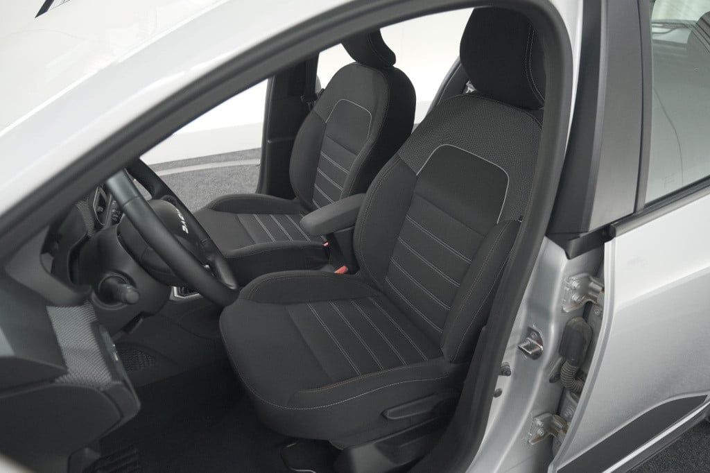 Dacia Sandero Stepway tce 90 expression | camera | dodehoekdetectie | navig