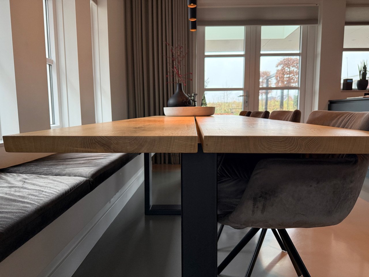 Eikenhouten eettafel