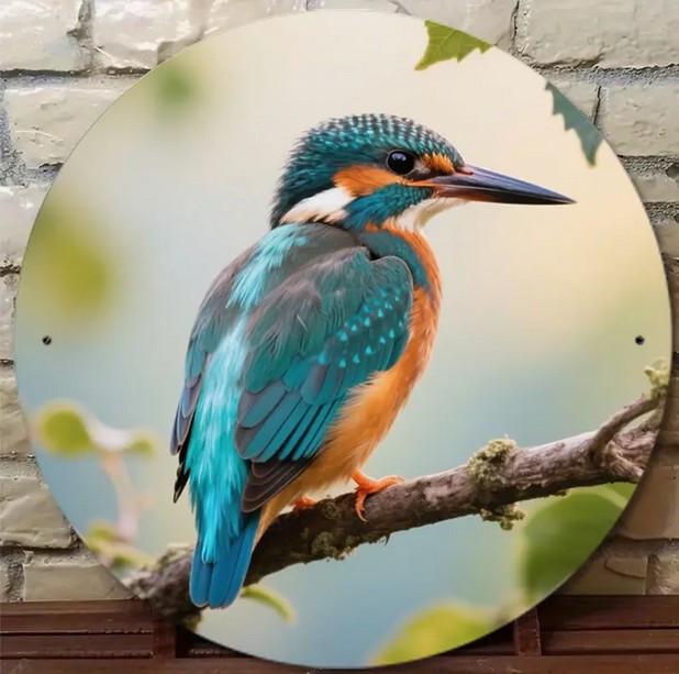 - ijsvogel op een tak ( metaal )