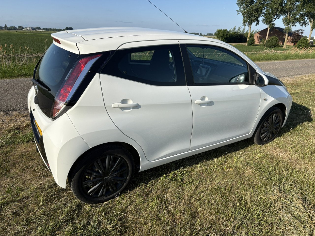 Toyota Aygo 1.0 VVT-i X-play