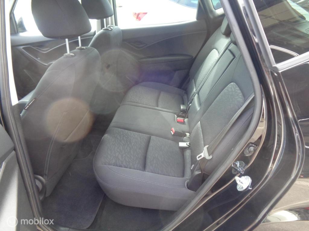 Hyundai Ix20 1.4i i-drive/airco/lm velgen/pdc/camera/trekhaak/hoge zit/nap
