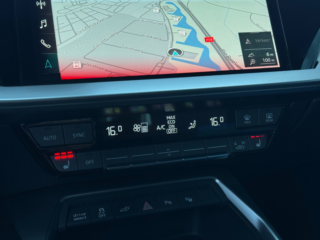 Audi A3 sportback 45 tfsi e s edition competition * panoramadak * virtual c