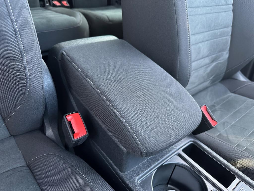 Volkswagen Touran 1.5 tsi 150pk dsg r-line highline | led | trekhaak | dode