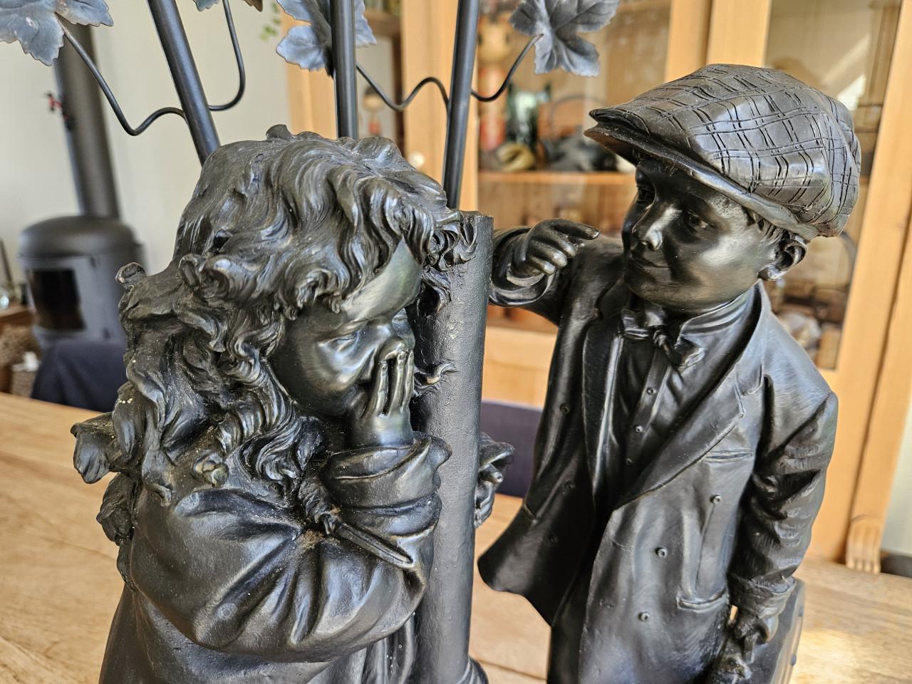 Prachtige Tafellamp 'De Jonge Geliefden' Moreau, Art Nouveau