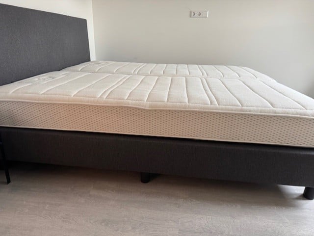 Bed met matras