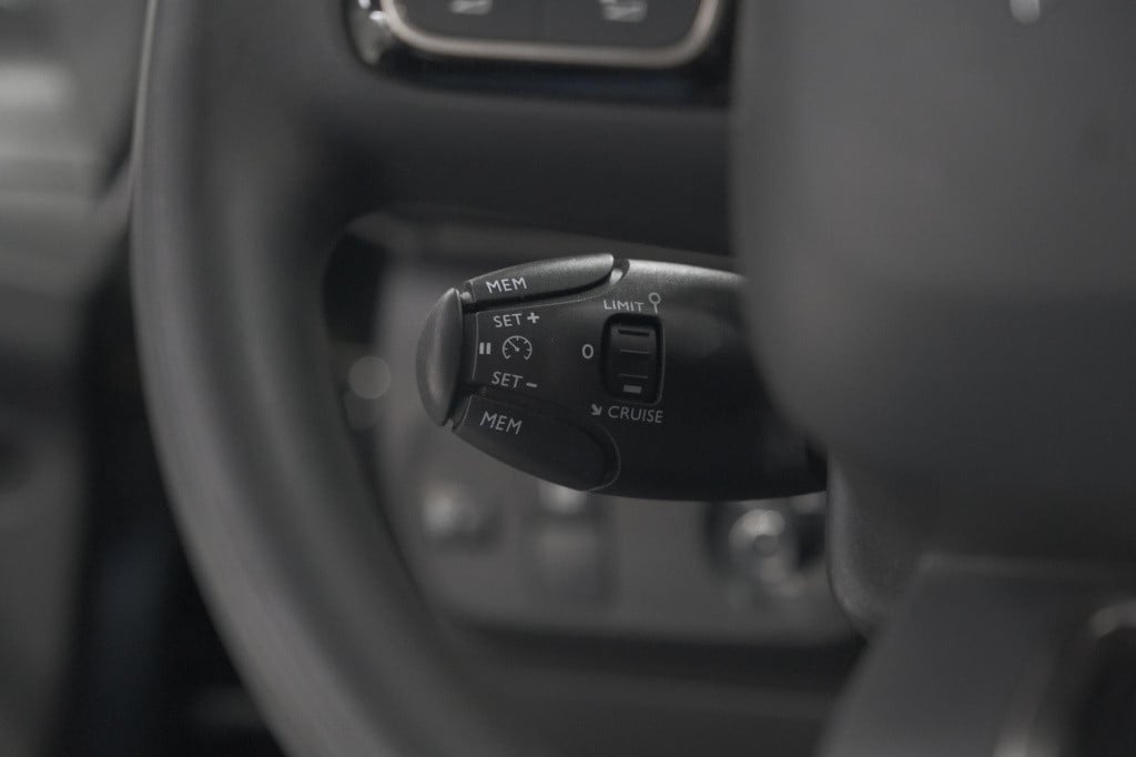 Citroen C3 puretech 82 feel edition | parkeersensoren | navigatie | apple c