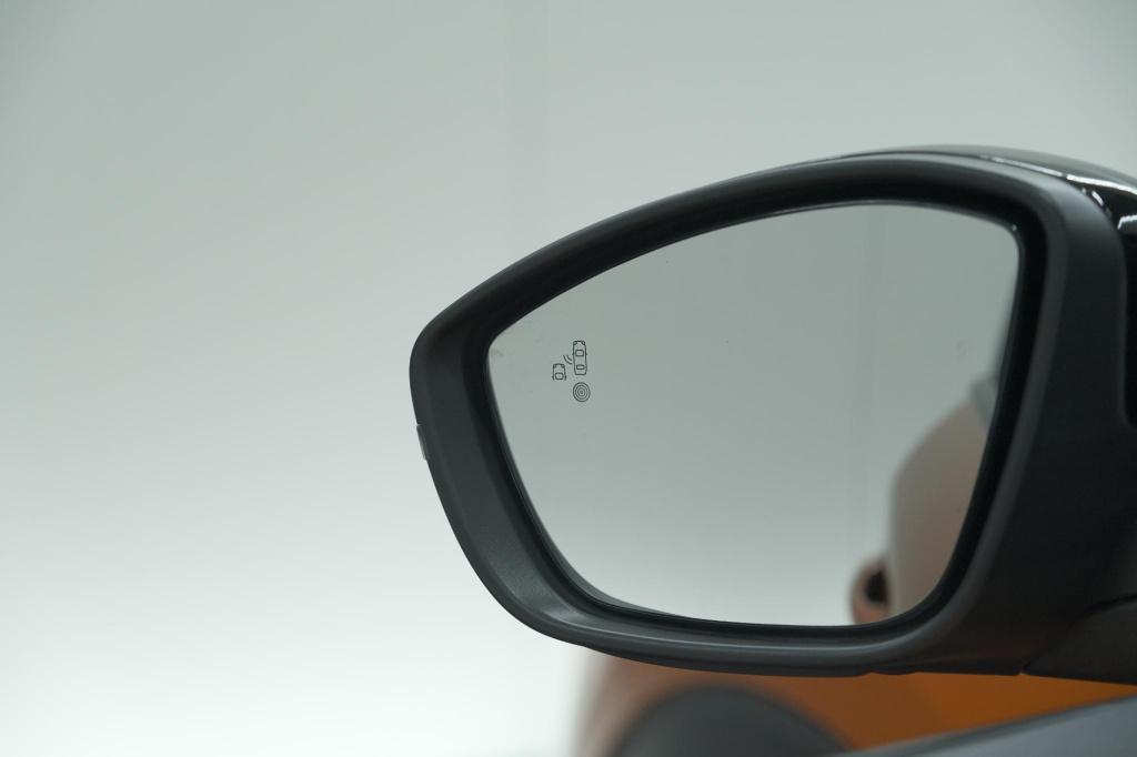 Peugeot 2008 puretech 130 gt pack | leer-pakket | camera | dodehoekdetectie