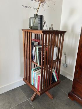 Boekenmolen te koop!