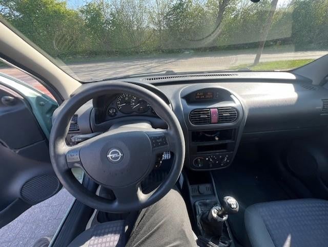 Opel Corsa 1.2-16v comfort