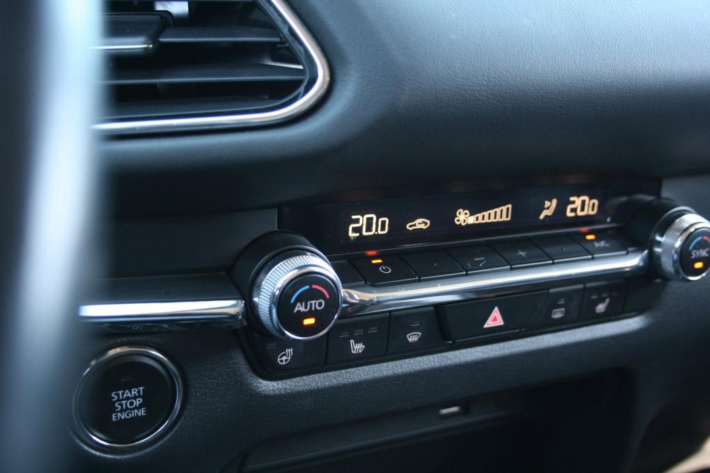 Mazda Cx-30 2.0 e-skyactiv-x m hybrid luxury