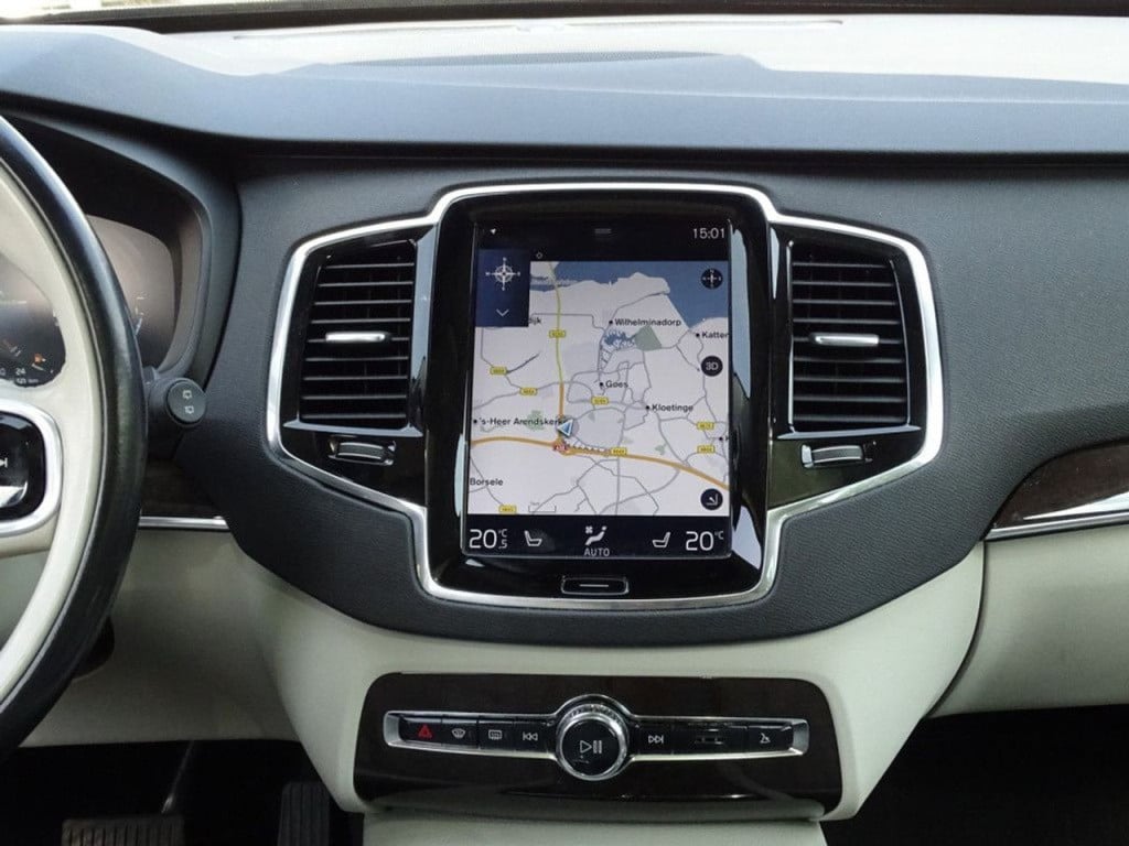 Volvo XC90 2.0 t8 twin engine awd momentum 7-persoons | pano