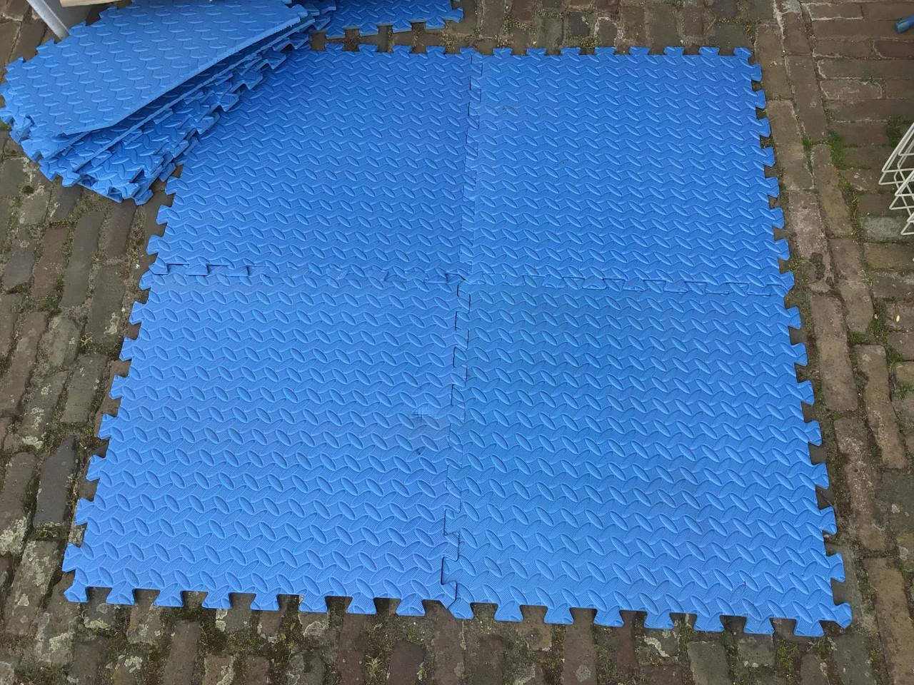 Foamtegels / zwembad ondertegels