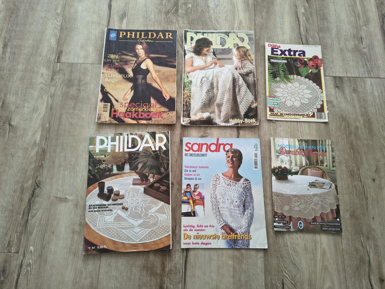 Prachtige vintage haak bladen, haken Phildar, hobbyboek.