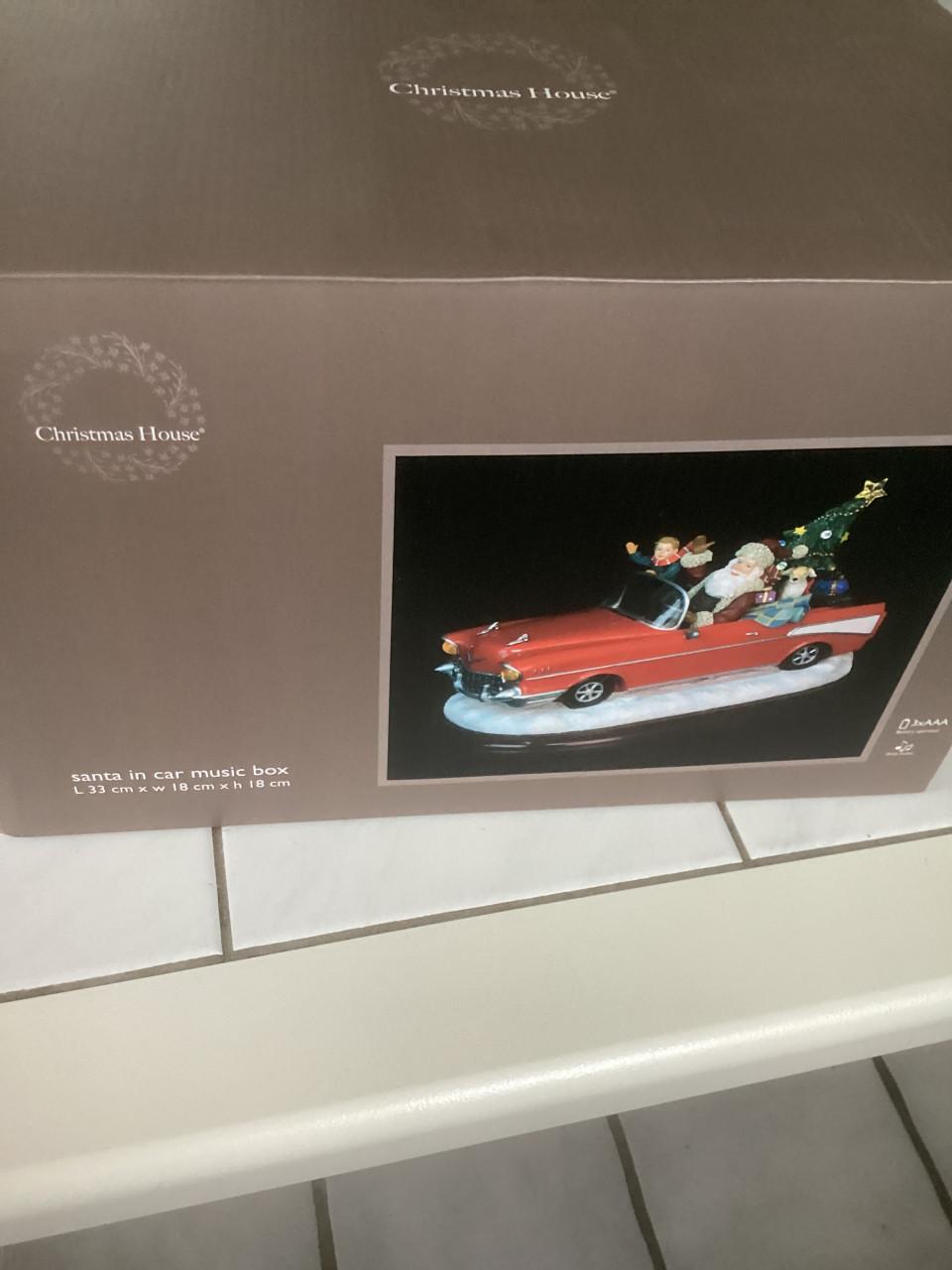 Santa in car music box