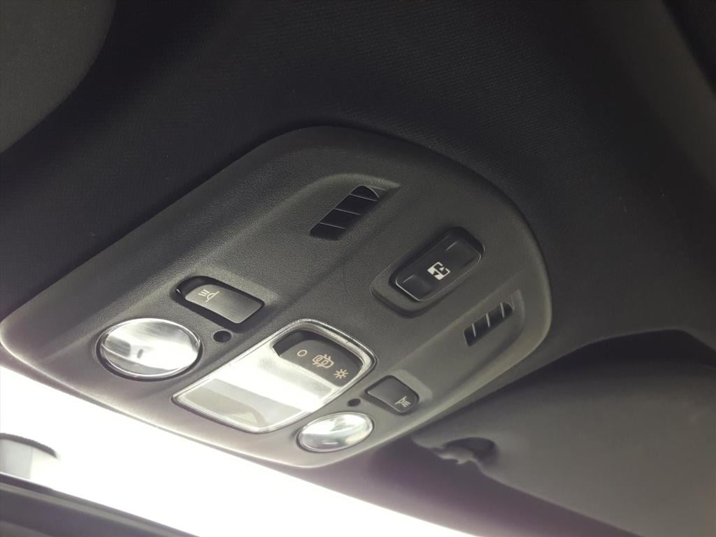 Citroen DS3 cabrio 1.2 vti 82pk so chic | cruise control | parkeersensoren 