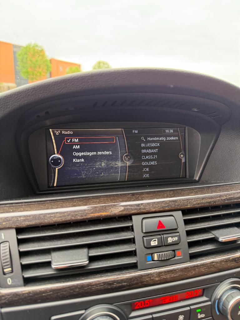 BMW 3-serie e92 320i corporate lease mineralgrey edition