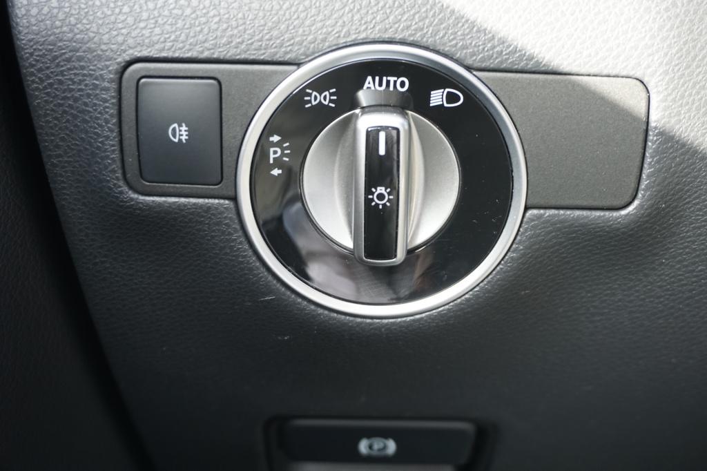 Mercedes-Benz B-Klasse 180 ambition style l facelift uitvoering l xenon l p
