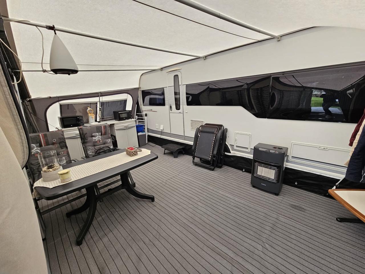 Hobby Premium 560 UL - 2013