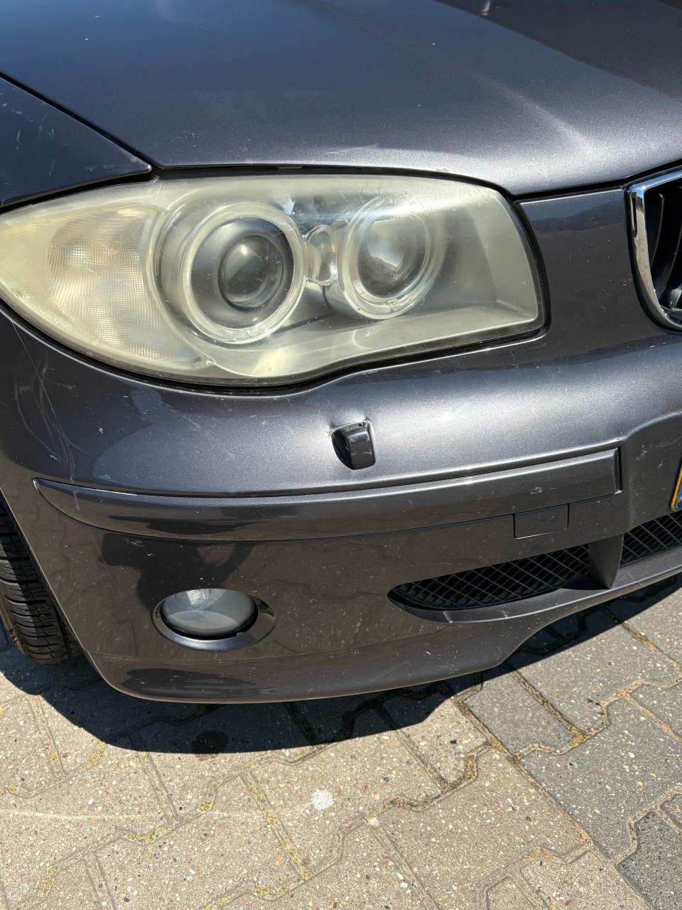 BMW 120i Grijs