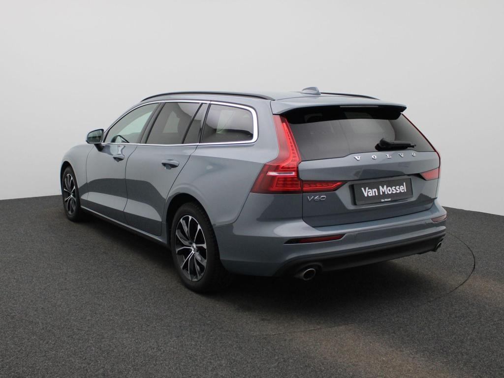 Volvo V60 2.0 b3 momentum | automaat | navigatie | apple carplay / android 