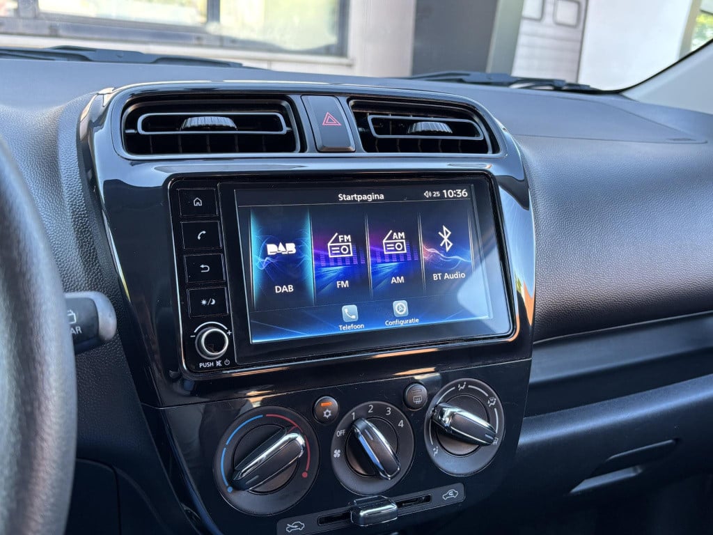 Mitsubishi Space Star 1.2 connect+ | apple carplay/android auto | aircondit