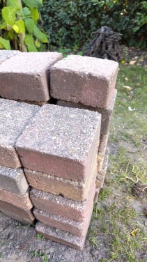 Betonklinkers 15 x 15 x 8 gevraagd