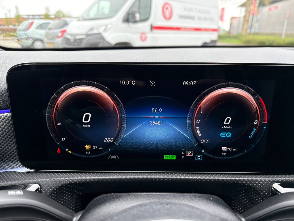 Mercedes-Benz A-Klasse 250 e business solution luxury limited