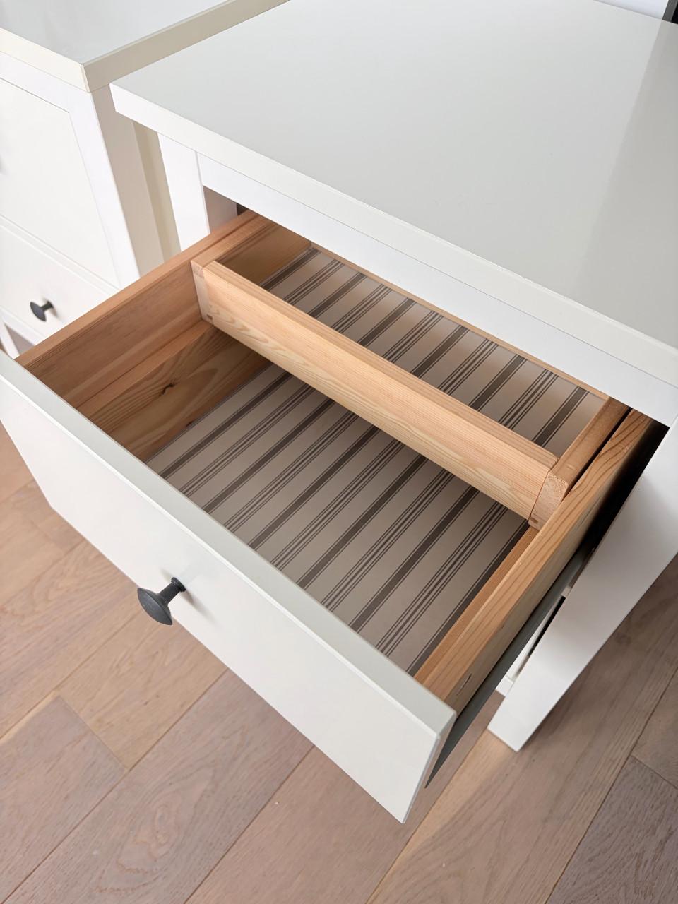 2x Ikea Hemnes nachtkastjes