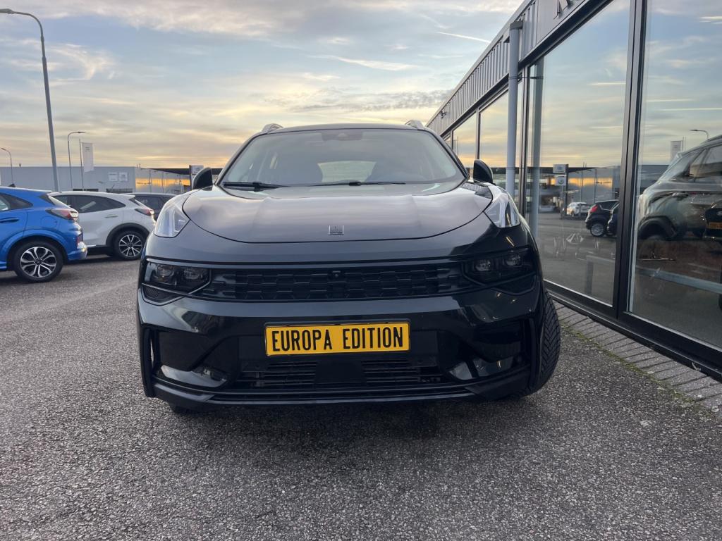 Lynk & Co 01 1.5 261pk phev black edition pano dak , 360gr camera , carplay