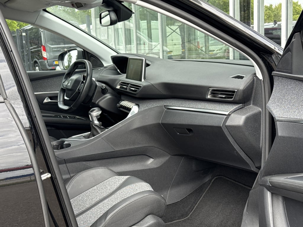 Peugeot 3008 1.2 puretech première | nl-auto | 1e eig | digi dash | camera 