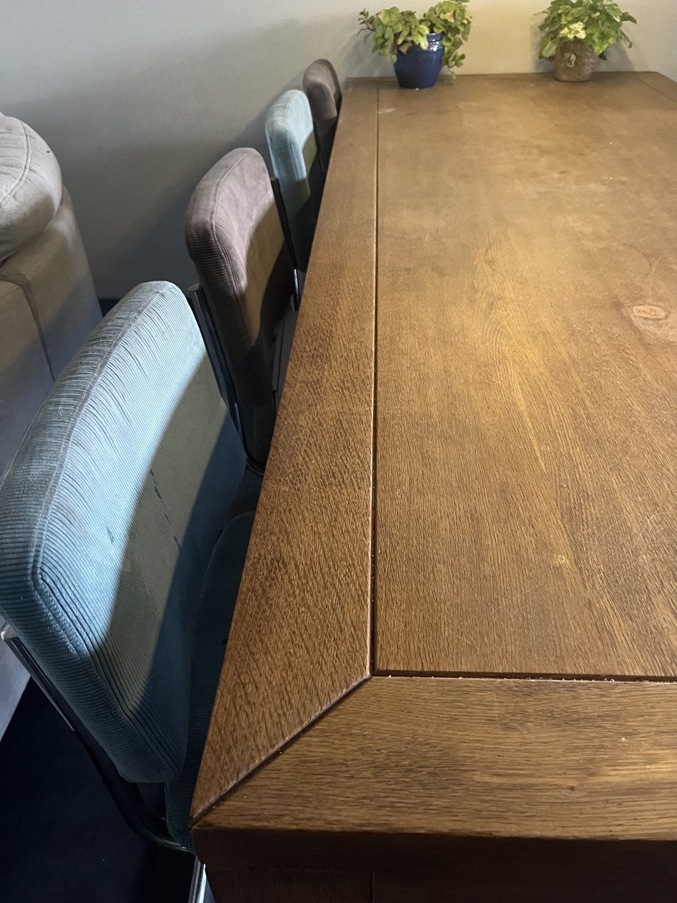 TEAB Grote tafel met 8 stoelen