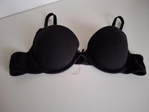 Z.g.a.n. zwarte beugelbeha ( 75a) van de hema