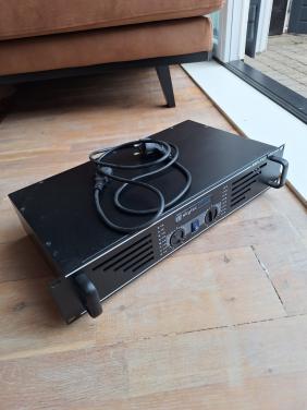 Versterker 240 Watt