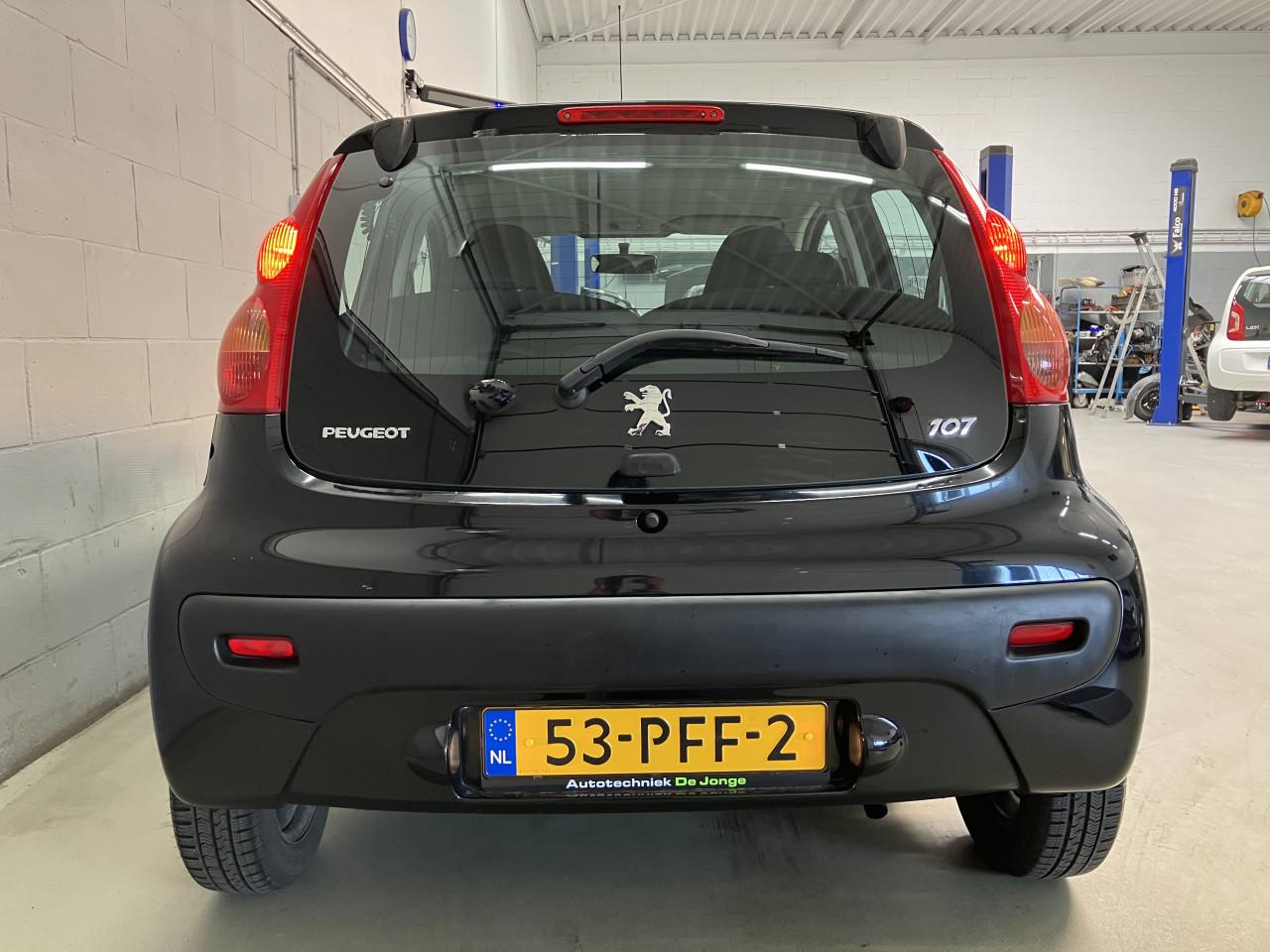 Peugeot 107 5drs met airco