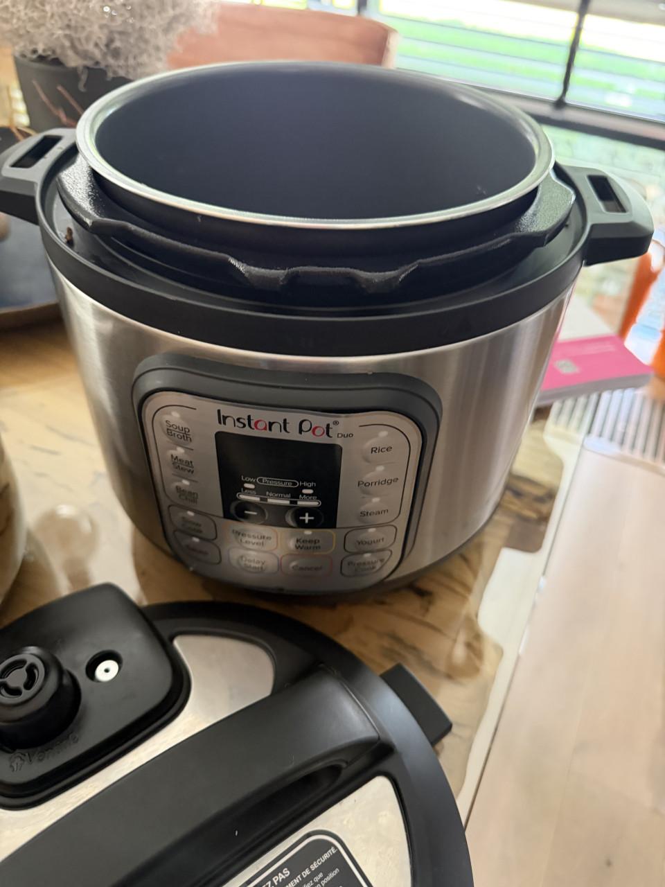 Multicooker Instant Pot Duo 3 liter