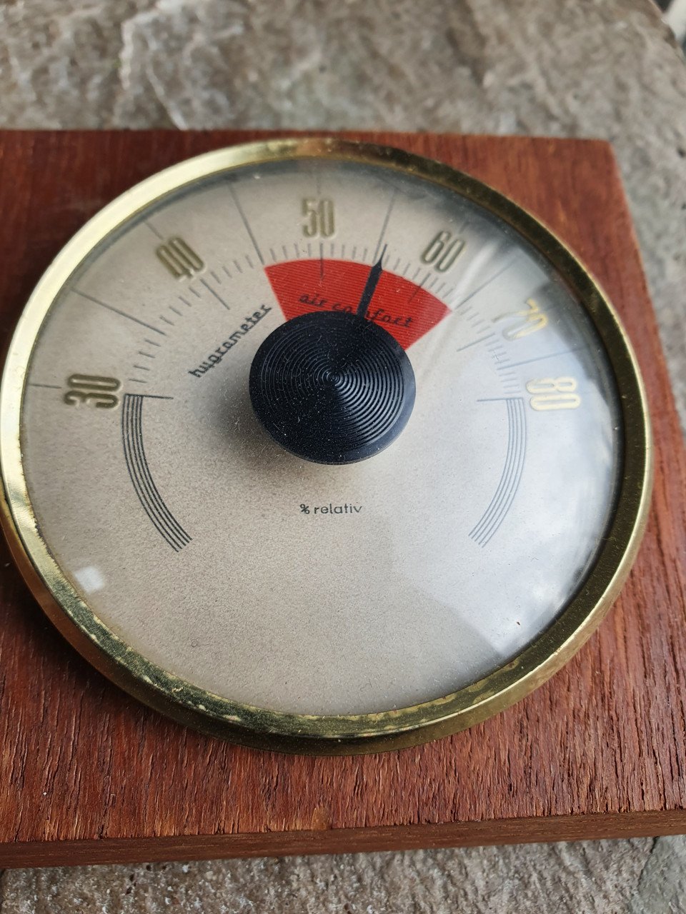 Leuke antieke weerstation, thermometer en hygrometer, in werkende staat