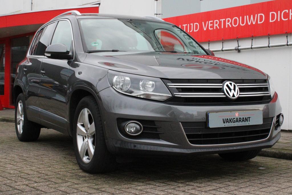 Volkswagen Tiguan 1.4 tsi sport&style + trekhaak electrisch wegklapbaar