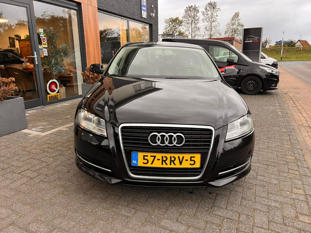 Audi A3 sportback 1.4 tfsi attraction pro line